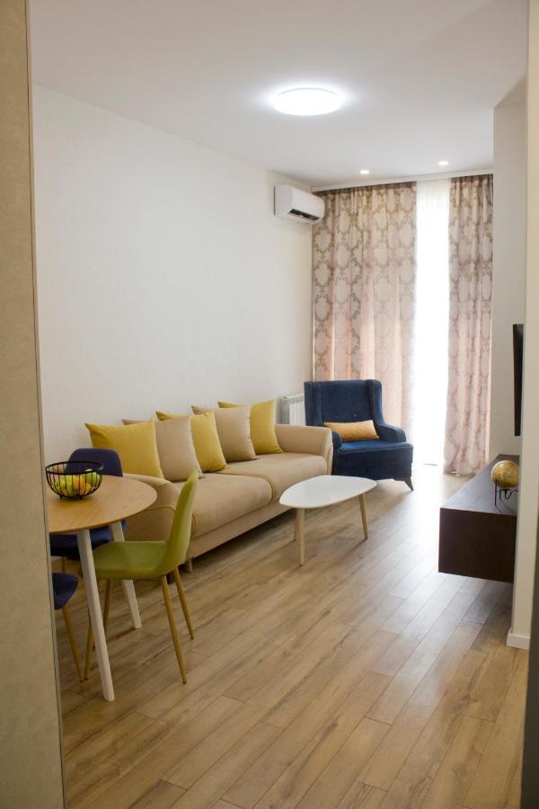 Sameba Bell, Luxury Apartment Tbilissi Extérieur photo